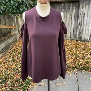 Crescent Cold Shoulder Ruffle Sweater Top Pullover Womens size Small